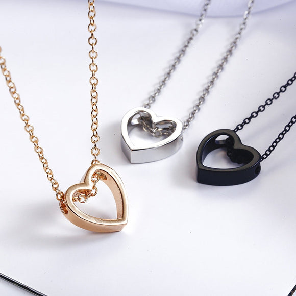 Minimalist Heart Pendant Necklace